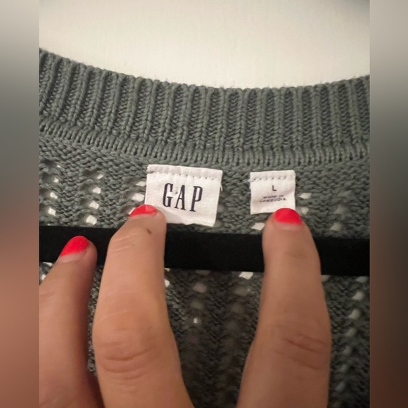 GAP olive Green V-Neck Sweater lightweight size L (SKU-D-135) - Picture 2 of 7